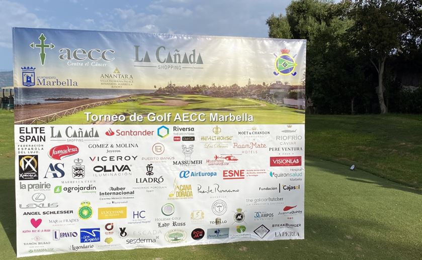 Grupo Con Fuego colabora con AECC de Marbella en un torneo de golf benéfico.