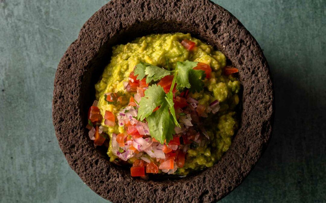 ¿Cómo preparar tu propio guacamole al estilo Santita?